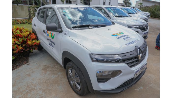 Laranjeiras - Prefeitura dá início a substituição da frota de veículos locados